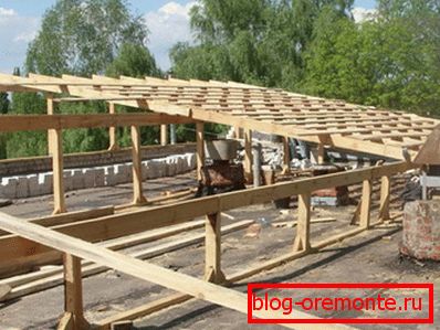 Монтаж обрешітки двосхилим даху