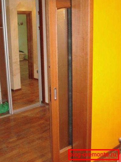 Однопільні зсувні двері-пенал