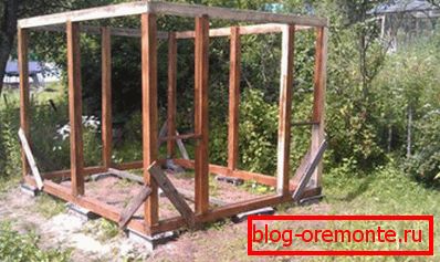 Каркас альтанки з двосхилим дахом