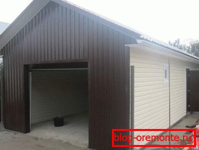 Облицювання гаража за допомогою станового профнастилу