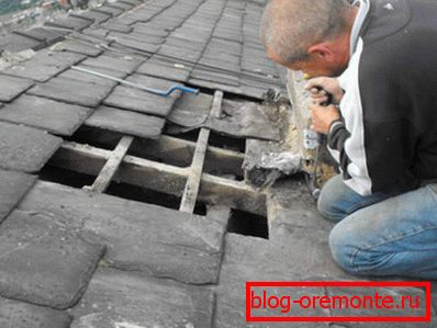 заміна аркушів на кровле из плоского шифера
