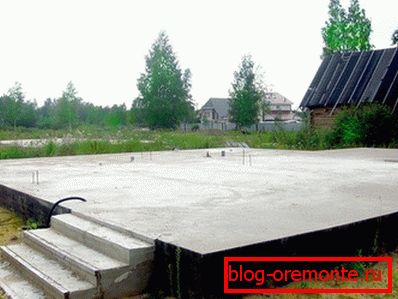 Бетонна заливна конструкція Бетонна заливна конструкція