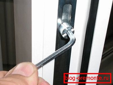 Регулювання пластикових дверей ремонт вхідних пластикових дверей