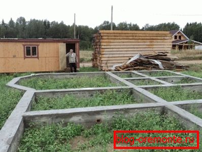 Фото фундаменту стрічкового, найбільш популярного. Фото фундаменту стрічкового, найбільш популярного.