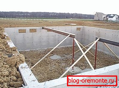 Готовий фундамент з газобетонних блоків Готовий фундамент з газобетонних блоків