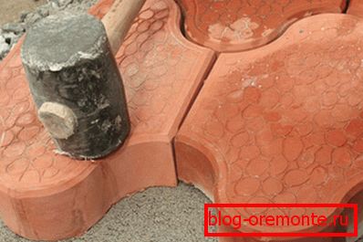 Інструмент для корекції і вирівнювання поверхні. Інструмент для корекції і вирівнювання поверхні.