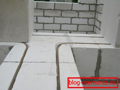 Кладка з газобетону з тонкими швами Кладка з газобетону з тонкими швами