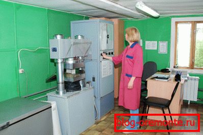 Контроль бетона в лаборатории Контроль бетона в лаборатории