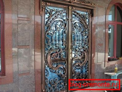 Ковані двері зі склом Ковані двері зі склом