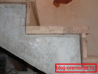 Монтаж дерева на бетонні сходи Монтаж дерева на бетонні сходи