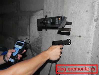На фото - завдяки появі високотехнологічних приладів визначення міцності в наші дні стало набагато простіше На фото - завдяки появі високотехнологічних приладів визначення міцності в наші дні стало набагато простіше
