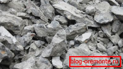 На фото - дешевий будматеріал, отриманий при дробленні ЗБВ На фото - дешевий будматеріал, отриманий при дробленні ЗБВ