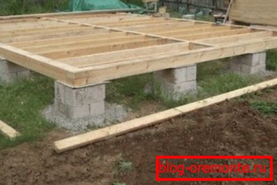 На фото - готова конструкція столбчатого типу На фото - готова конструкція столбчатого типу
