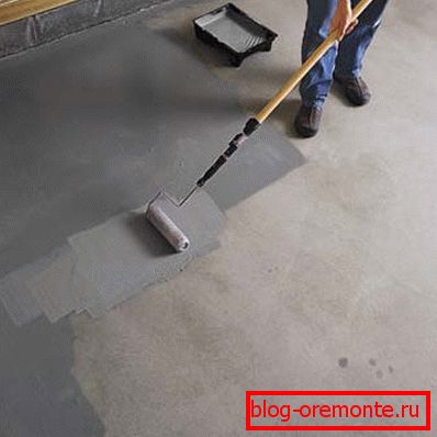 На фото показаний процес нанесення фарби. На фото показаний процес нанесення фарби.
