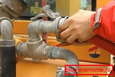 набираємо воду набираємо воду