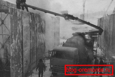 Не думайте, що бетононасос - це нововведення сучасного будівельного світу, вже за радянських часів використовувалося подібне обладнання Не думайте, що бетононасос - це нововведення сучасного будівельного світу, вже за радянських часів використовувалося подібне обладнання