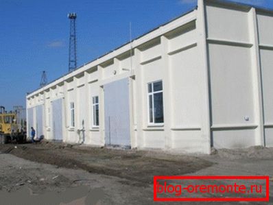 Приклад будови, в якому всі віконні і дверні прорізи стандарти Приклад будови, в якому всі віконні і дверні прорізи стандарти