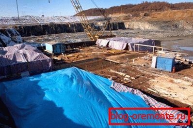 Намети на промисловому будівельному об'єкті Намети на промисловому будівельному об'єкті