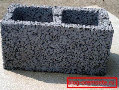 Шлакоблок також відноситься до розряду легких бетонів Шлакоблок також відноситься до розряду легких бетонів