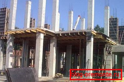 Будівництво монолітно-каркасного приватного будинку Будівництво монолітно-каркасного приватного будинку