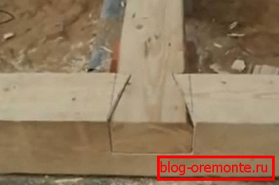 Стиковка перегородок на корінному шипі Стиковка перегородок на корінному шипі