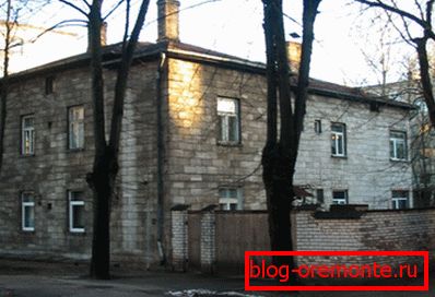 Так виглядає необлицьованих фасад з пористого бетону. Так виглядає необлицьованих фасад з пористого бетону.