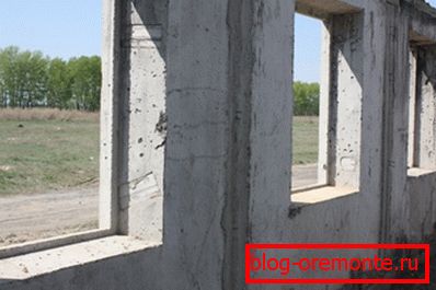 Цілісні тришарові панелі для надземних поверхів. Цілісні тришарові панелі для надземних поверхів.