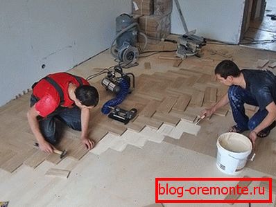 Укладання ялинкою
