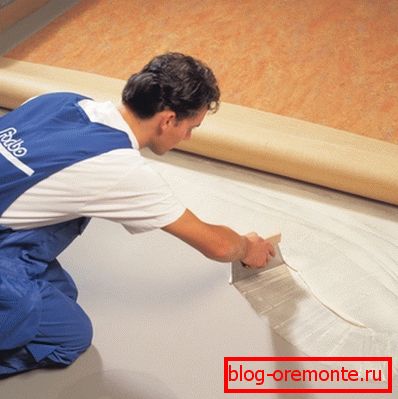 Укладання лінолеуму на бетонну основу Укладання лінолеуму на бетонну основу