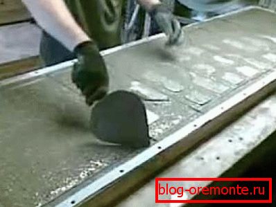 Заливка раствора в форму Заливка раствора в форму